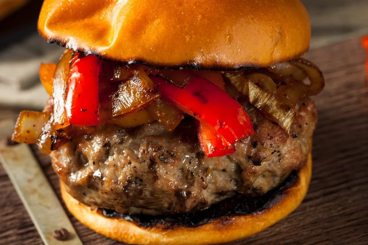 Pepper Jack Stuffed Bacon Burgers